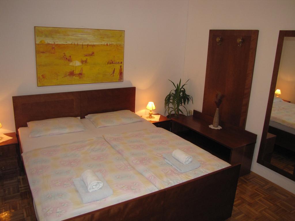 Guesthouse Zorko Gostilna Domen シュマリェシュケ・トプリツェ 部屋 写真
